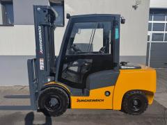 Vysokozdvižný vozík Jungheinrich DFG435 diesel pouze 6000Mth