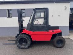 Vysokozdvižný vozík Vysokozdvižný vozík Desta terénní 3,2t TM